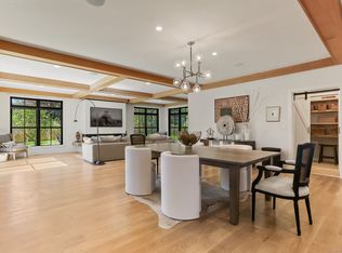 52 Garibaldi Ln, New Canaan, CT 06840