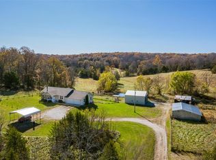 12245 Carp Lake Rd, Richwoods, MO 63071