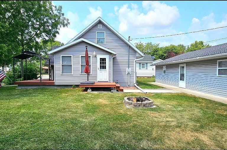 Listing photo 5