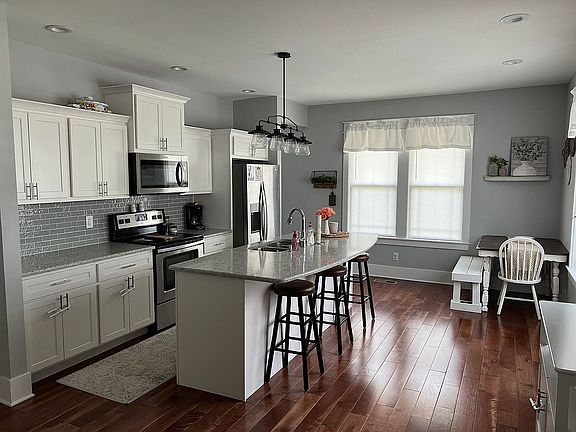 Kitchen/Dining