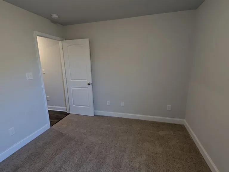 244 Abercorn Dr — Photo 12