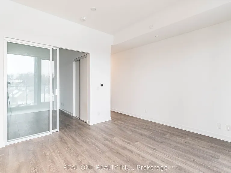 2020 Bathurst St #722 — Photo 21
