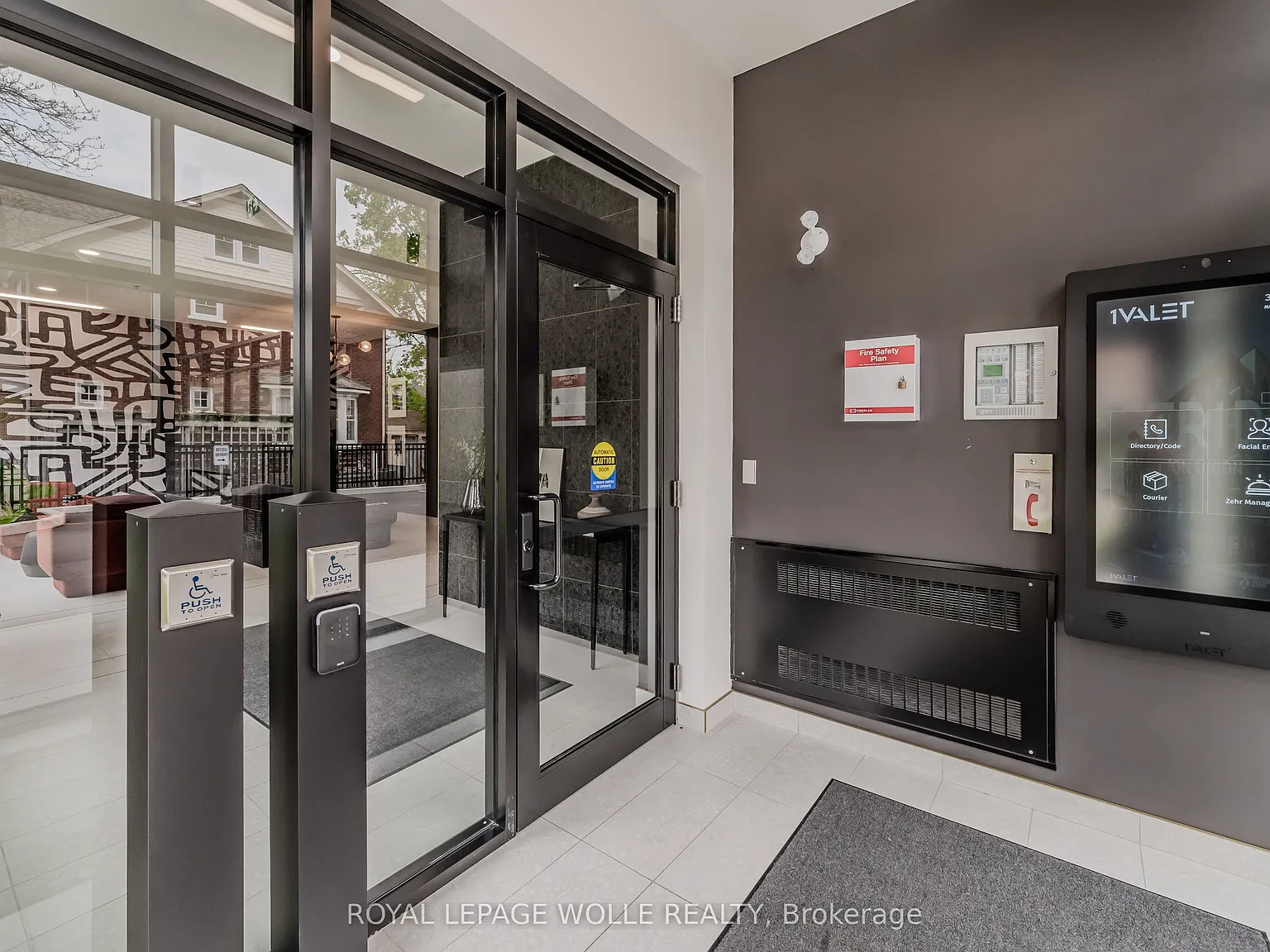 1 bed, $1,995 — Photo 4