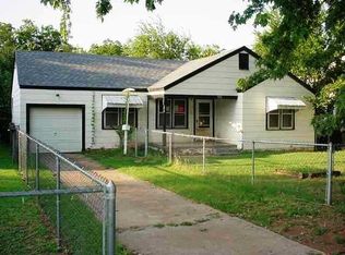 1716 W Dakota Ave, Chickasha, OK 73018