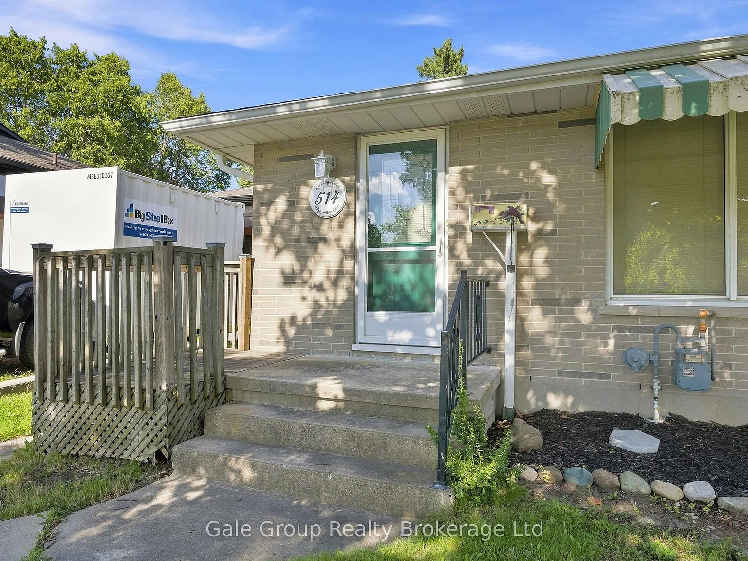 2 bed, $2,300 — Photo 2