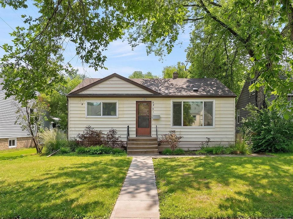 1st image of 6261 112a St NW