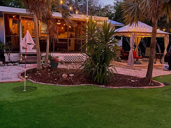 2nd image of 30375 Oleander Blvd