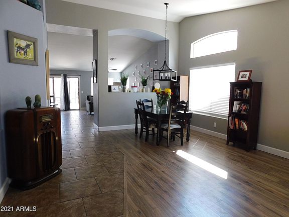 3rd image of 1555 S 158th Dr