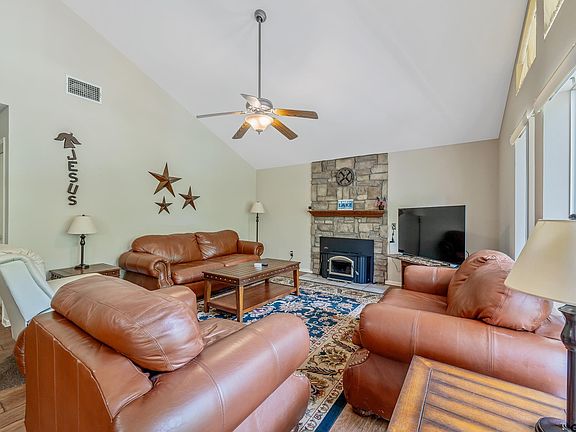 5th image of 563 Branding Iron Ln