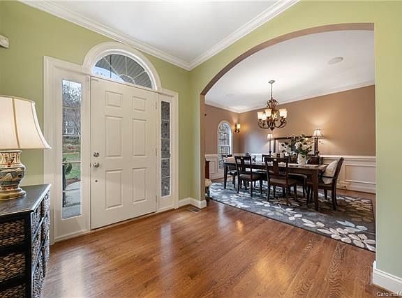 4th image of 8713 Dartmoor Pl