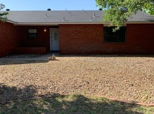 3704 Linkwood Ln, Clovis, NM 88101