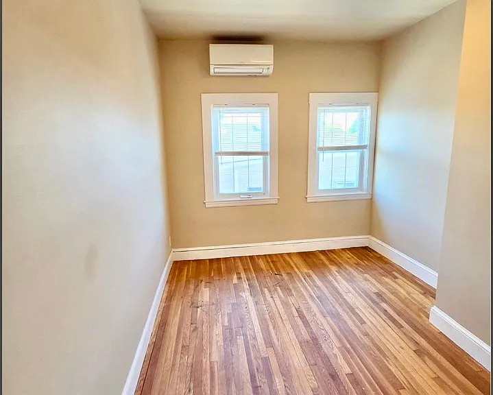123 Elmwood Avenue — Photo 23