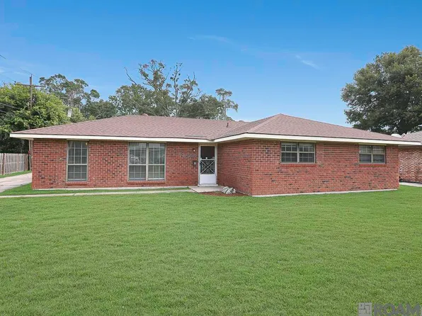 12345 E Robin Hood Dr, Baton Rouge, LA 70815