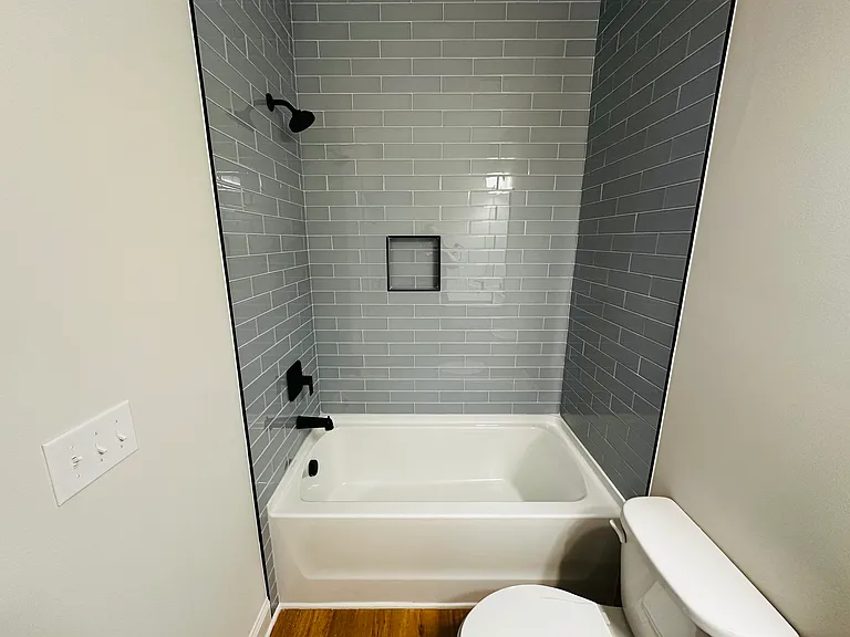 521 N Linwood Ave — Photo 30