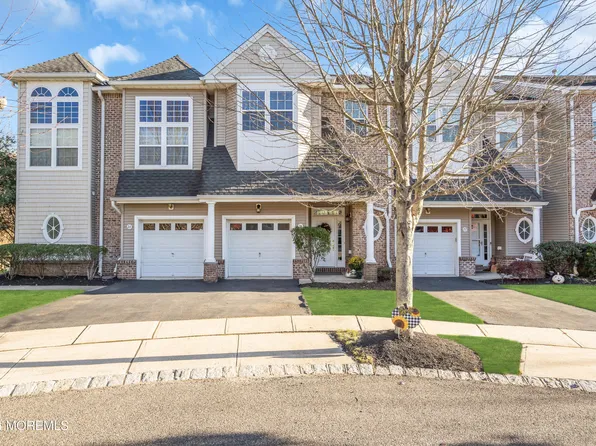 24 Island Breeze Court, Manahawkin, NJ 08050