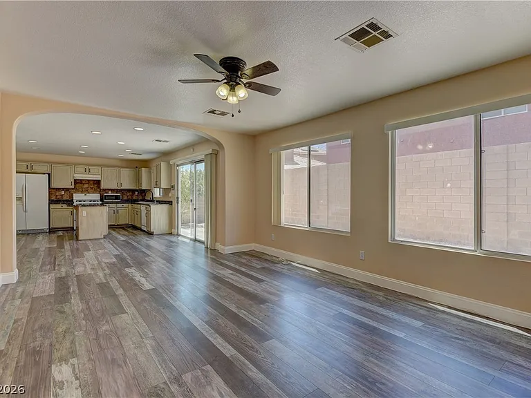5317 La Quinta Hills St — Photo 13