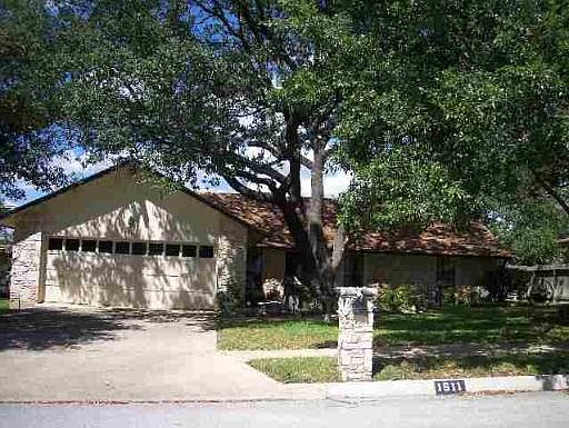 1st image of 1511 PERIWINKLE PL