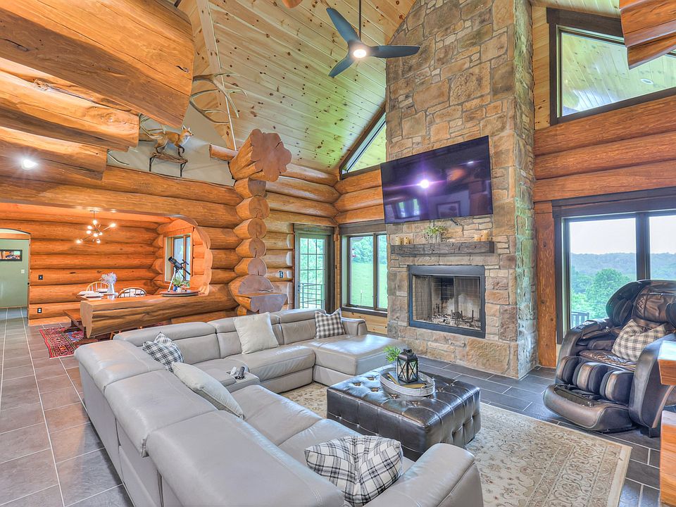 13th image of this home