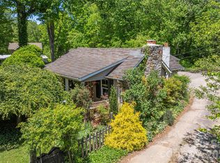14 Murray Ln, Asheville, NC 28806