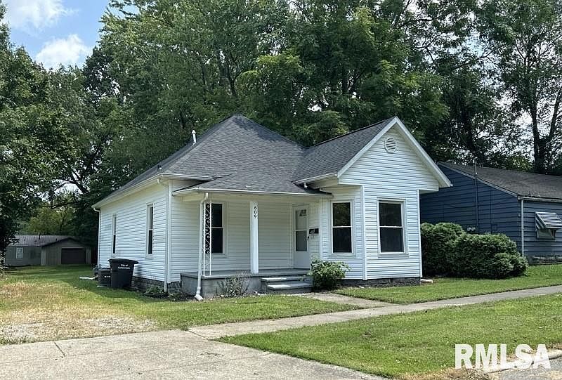 1st image of 609 N Almond St