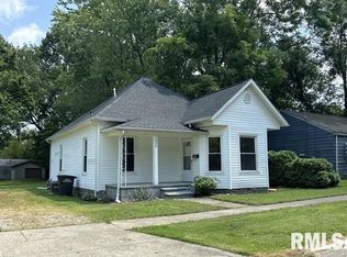 609 N Almond St, Carbondale, IL 62901