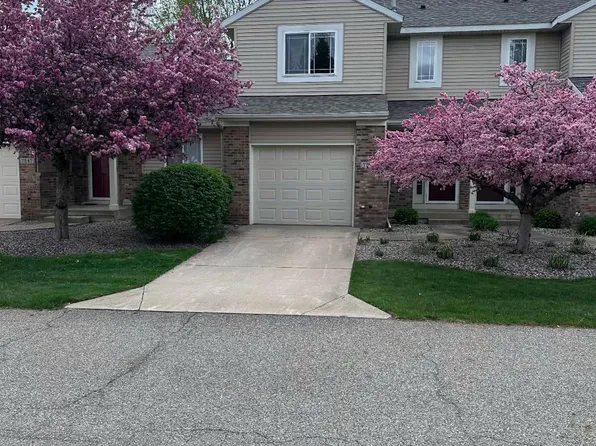 7543 Navajo Valley Dr SW, Byron Center, MI 49315
