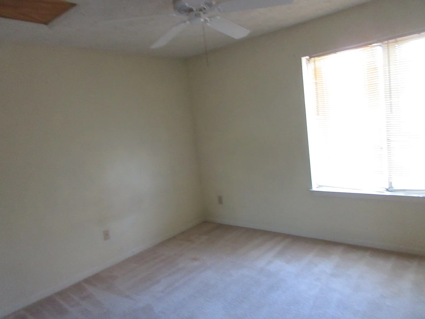 346 Wells Court, Hamptong, Va. 23666 — Photo 3