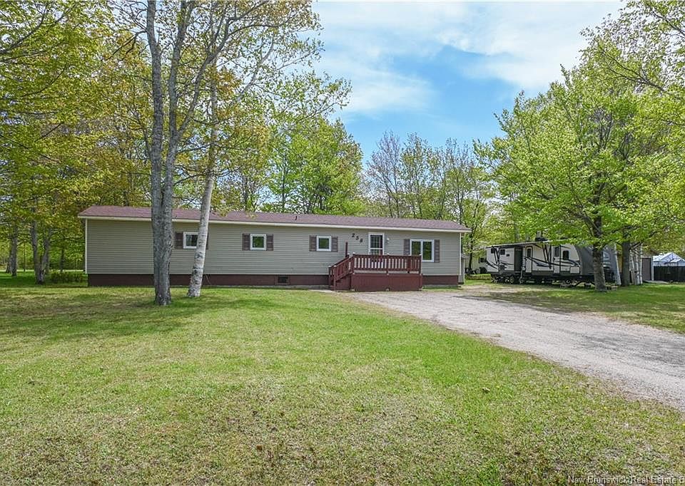 1st image of 258 Du Bocage St