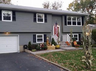 2541 Holly Hill Rd, Manchester, NJ 08759