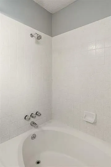 8311 Treehouse Ln — Photo 21