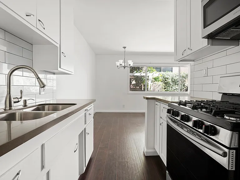 1645 Federal Ave #3 — Photo 1