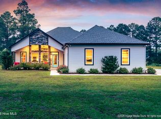 3811 Lockhaven Ln, Grimesland, NC 27837