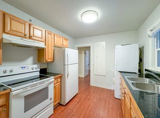 1842 S King St #D, Seattle, WA 98144