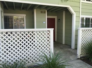 3540 Windrift Way APT 201, Oceanside, CA 92056