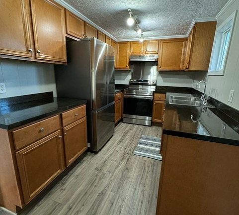3rd image of 110 Buckner St
