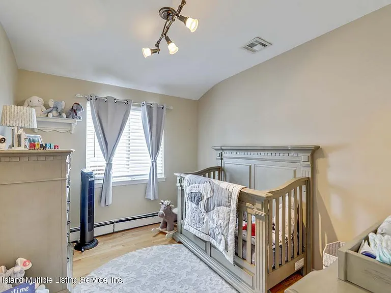 588 Main St #1 — Photo 19