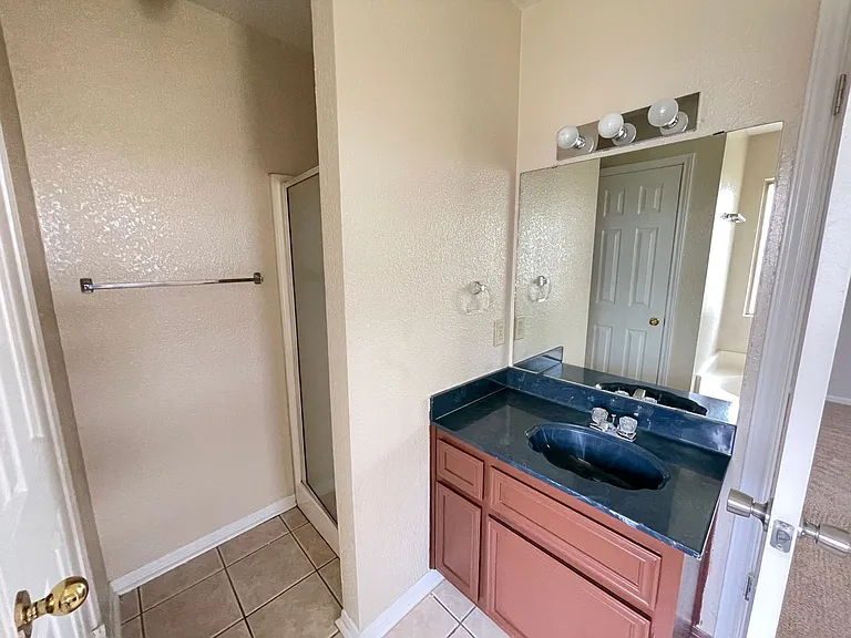 4405 Derik Dr — Photo 11