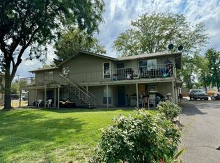 335 W Bolz Rd, Phoenix, OR 97535