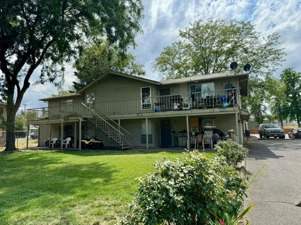 335 W Bolz Rd, Phoenix, OR 97535