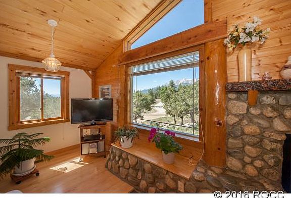 4th image of 18403 Sierra Vista Dr