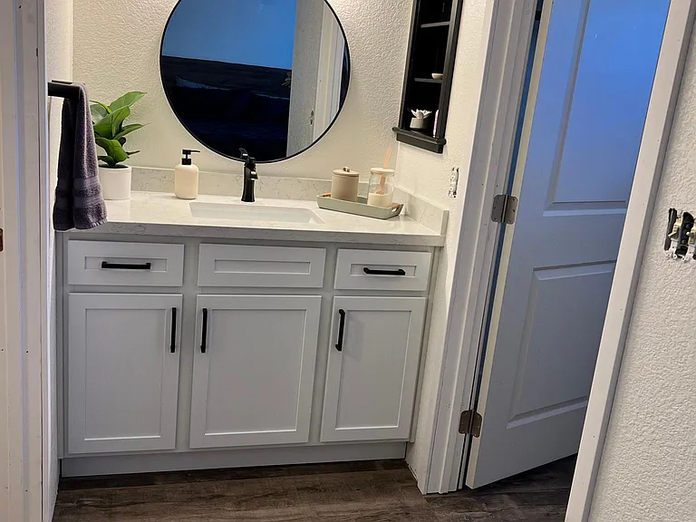 1800 Clubhouse Dr #60 — Photo 1