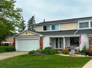 431 Lockmoor Ct, Grand Blanc, MI