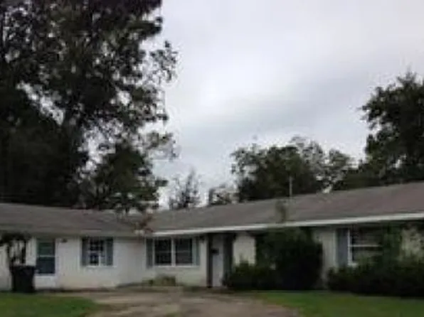 169 Fairway Oaks Dr, Brunswick, GA 31525