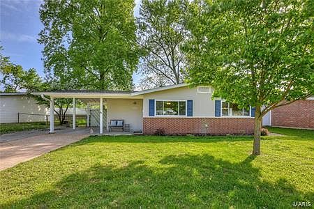 1st image of 1055 Berchmans Ln