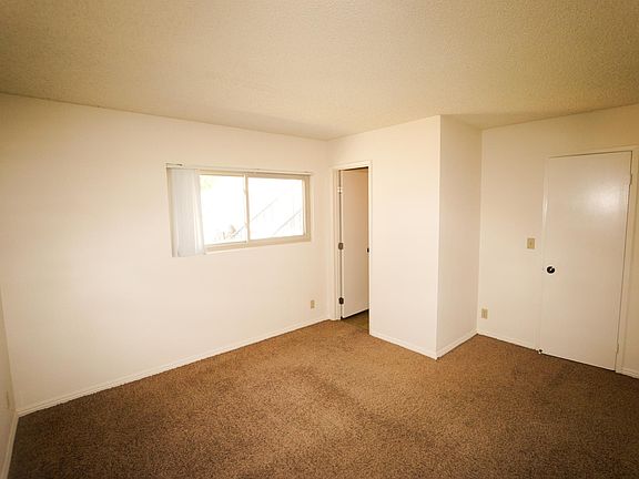 3rd image of 1518 Thomas Ave #1