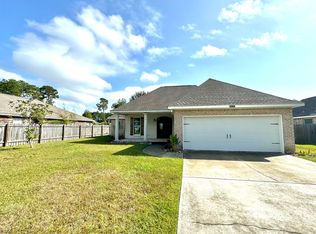 3206 N 9th St, Ocean Springs, MS 39564