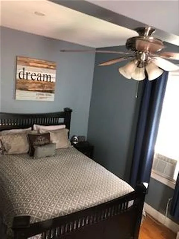 2 bed, 750 sqft, $3,150 — Photo 4