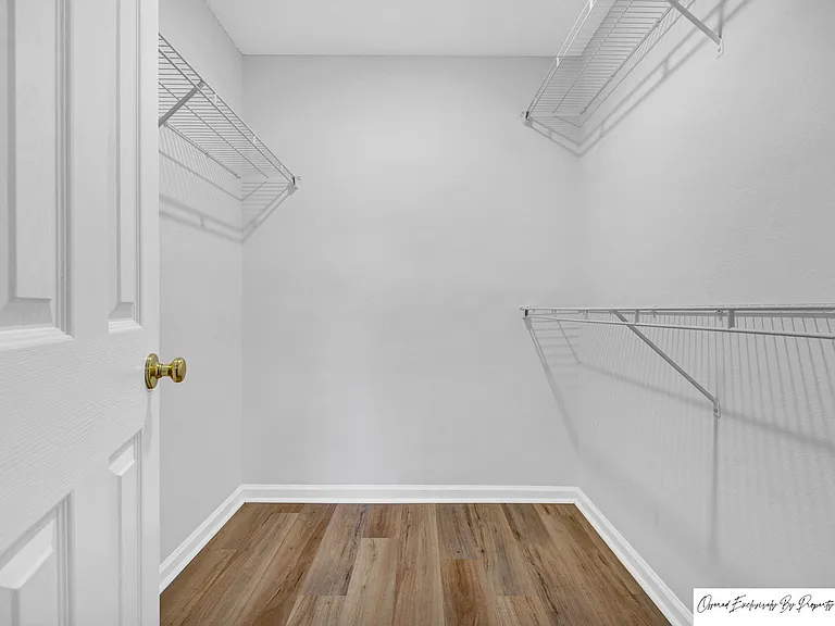 94 Currant Ln — Photo 18