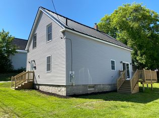 10 Pleasant St, Fairfield, ME 04937
