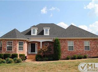 109 Holmes Dr, Hendersonville, TN 37075